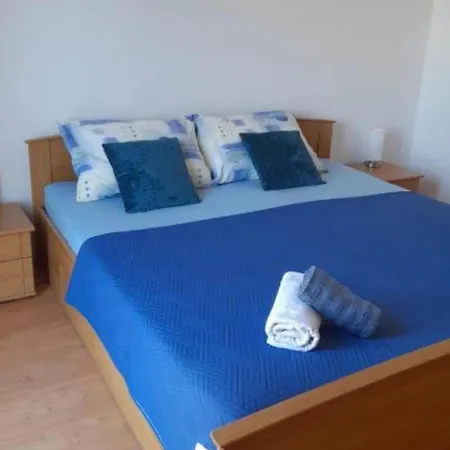 Four Bedroom Anita With Terrace Nyaraló *