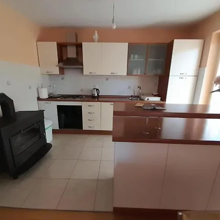 Four Bedroom Anita With Terrace *