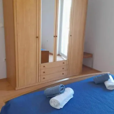 Four Bedroom Anita With Terrace